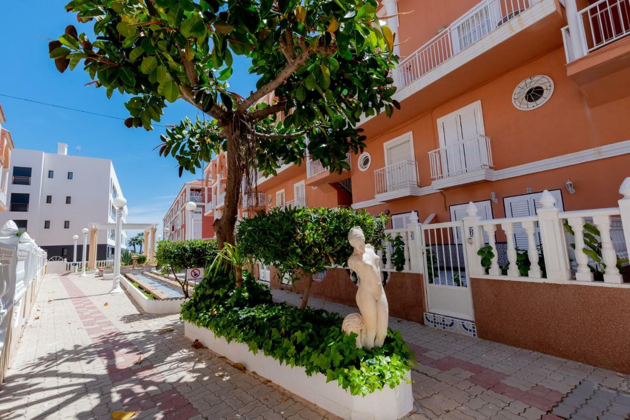 Apartament "Verano Azul" La Mata La Mata  Eksteriør billede
